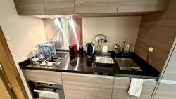8 Saint Thomas (D9), Condominium #563482811